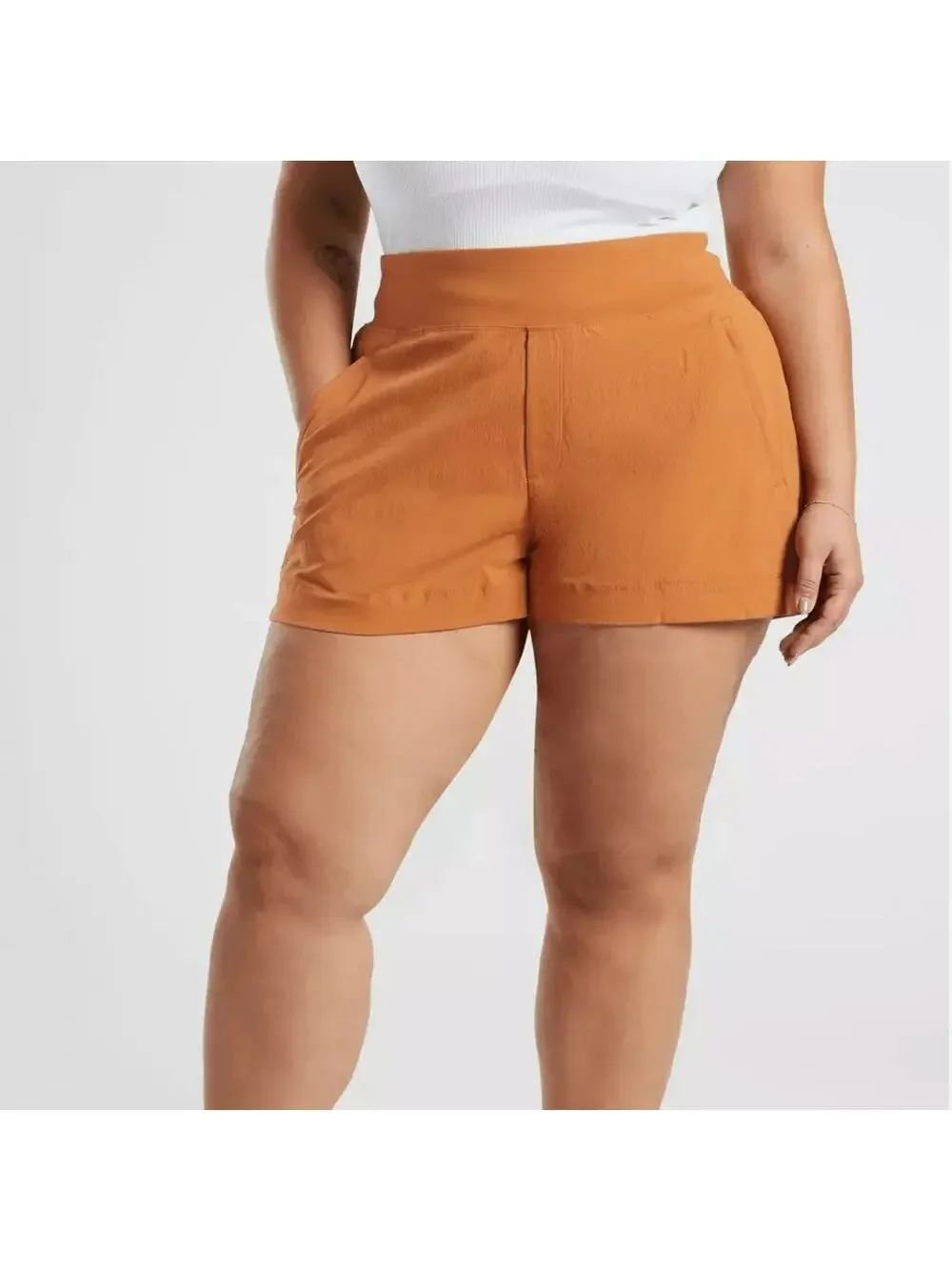 ATHLETA NWT Trekkie North Short in Rust Brown // 24